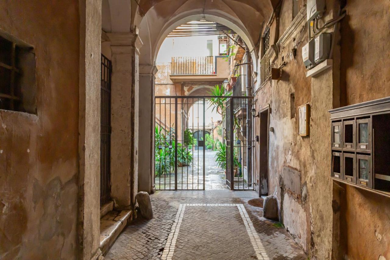 罗马Al Cortile Del Moro公寓 外观 照片